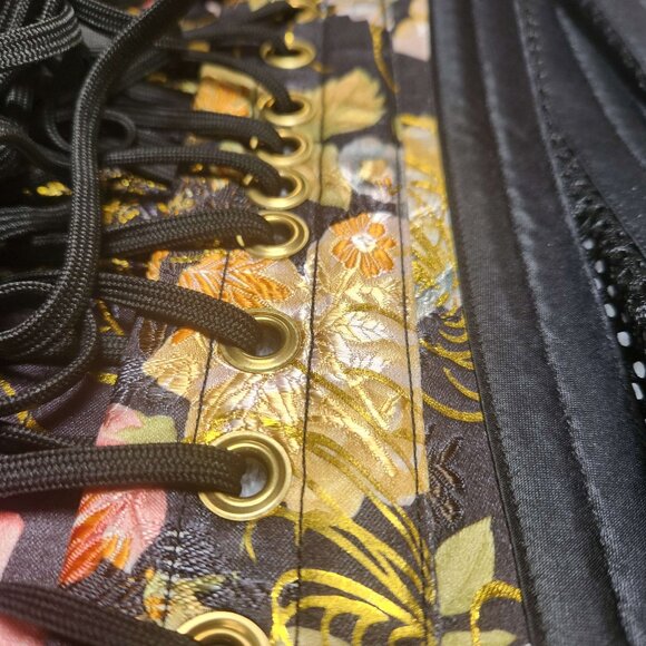 Mystic City Corset MCC36X Yellow/Black Brocade/Mesh Underbust Waspie - 20" - Picture 5 of 10